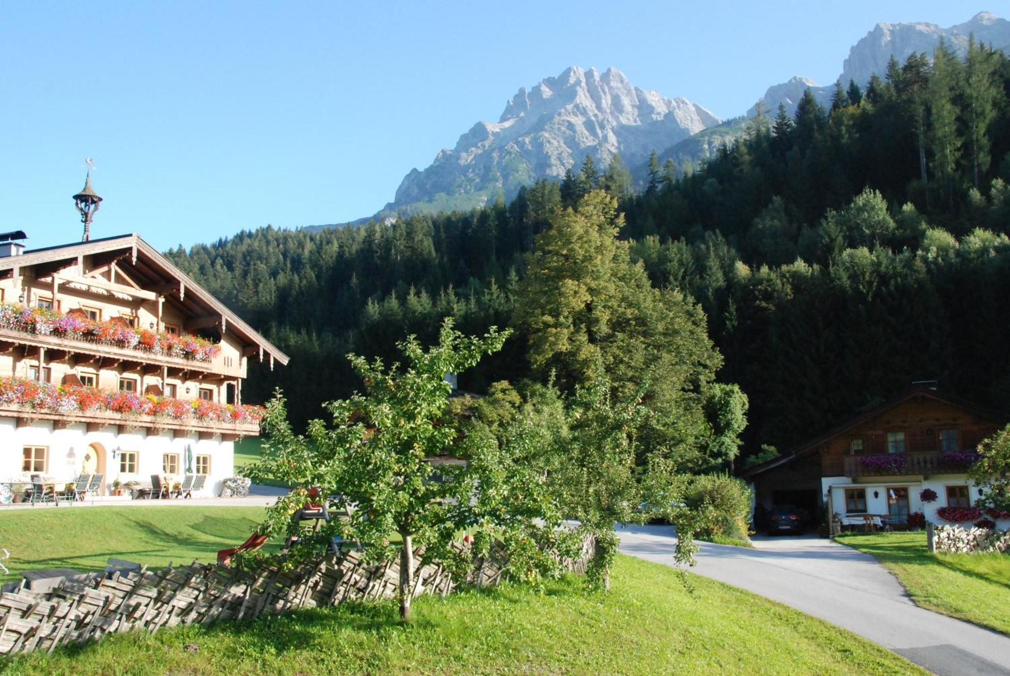 Erbhof Hinterrain Villa ลีโอกัง ภายนอก รูปภาพ